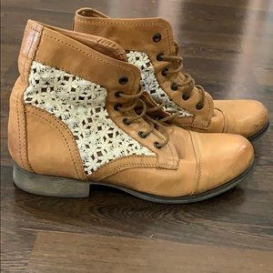 Steve Madden boots